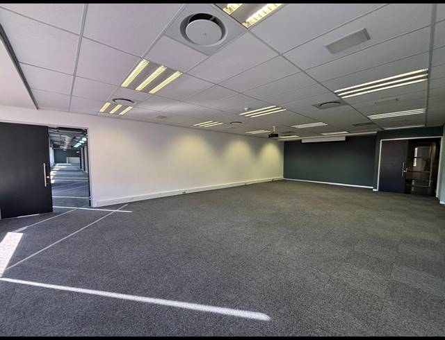 3,000M² OFFICE TO LET IN NORTHGATE BUSINESS PARK